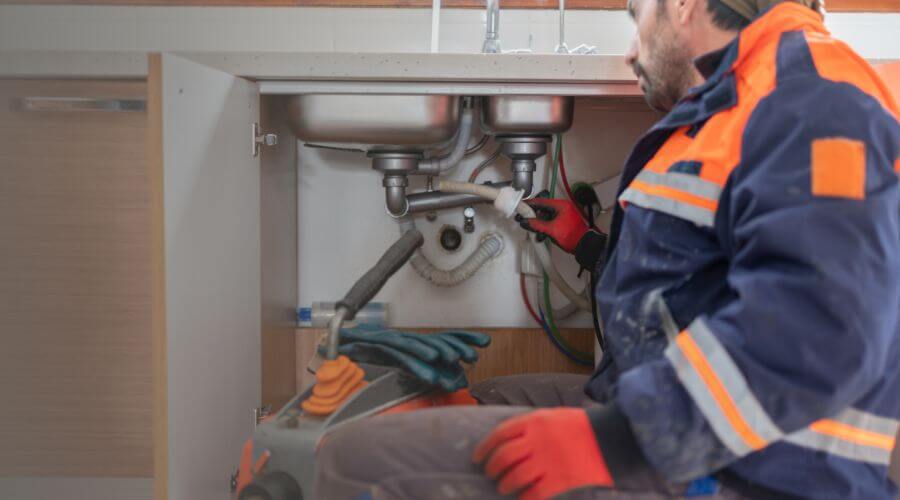 Professional tankless water heater installation services in Klondike, TX
